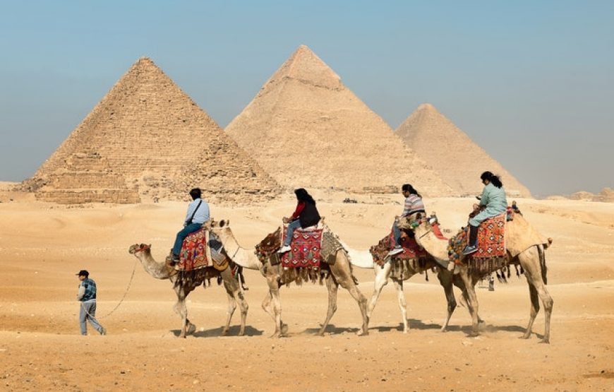 Day-Tour to Giza pyramids & Egyptian Museum & Camel Ride